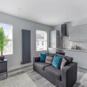 Wohnung zu mieten für 2.700 £ pro Monat in London, Nevill Road