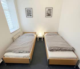 Appartamento in affitto a 749 € al mese a Leipzig, Schirmerstraße