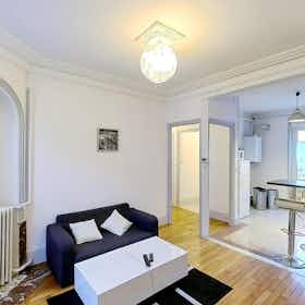 Appartement te huur voor € 820 per maand in Nancy, Rue Edmond About