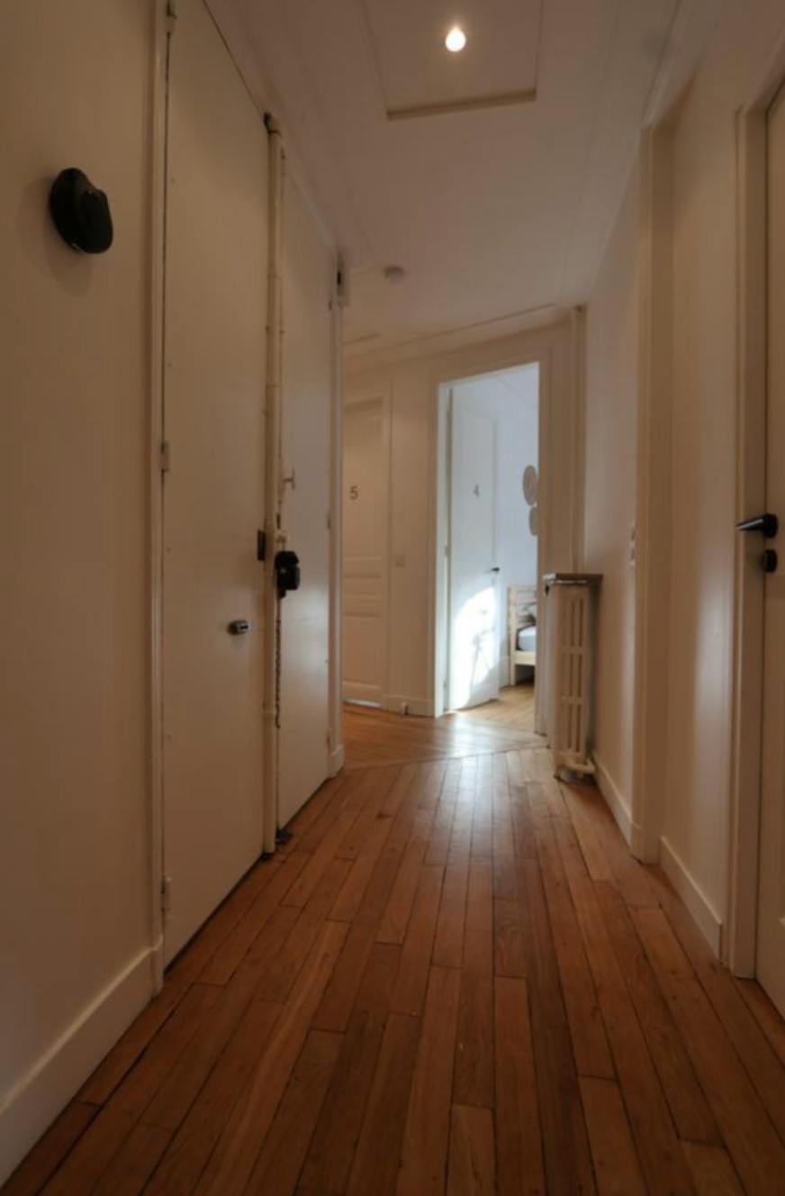 Shared room for rent on Avenue Daumesnil, Paris - Vue 4