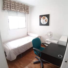 Отдельная комната сдается в аренду за 320 € в месяц в Murcia, Calle Nueva