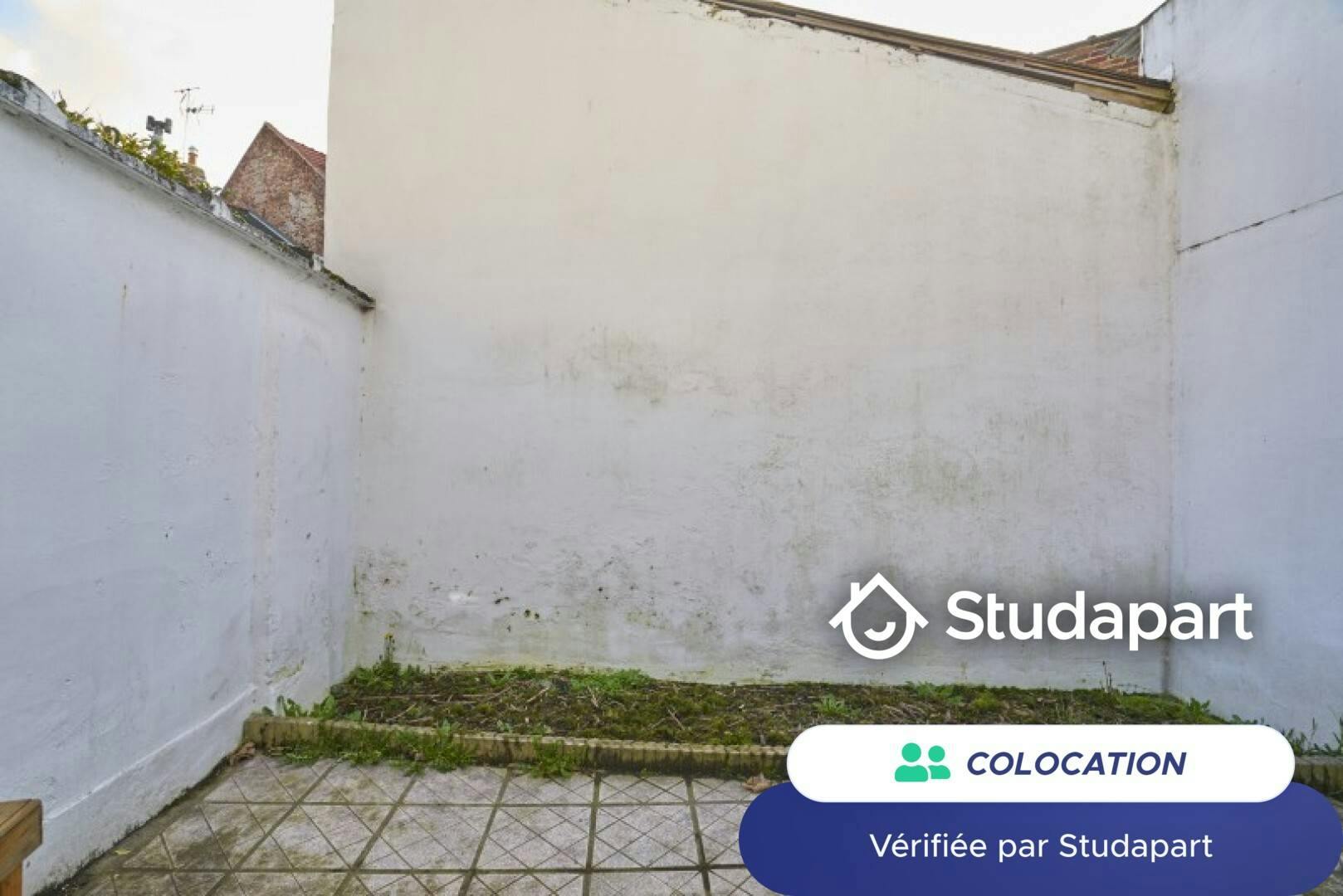 Private room for rent on Rue du XXème Siècle, Lille - Plus