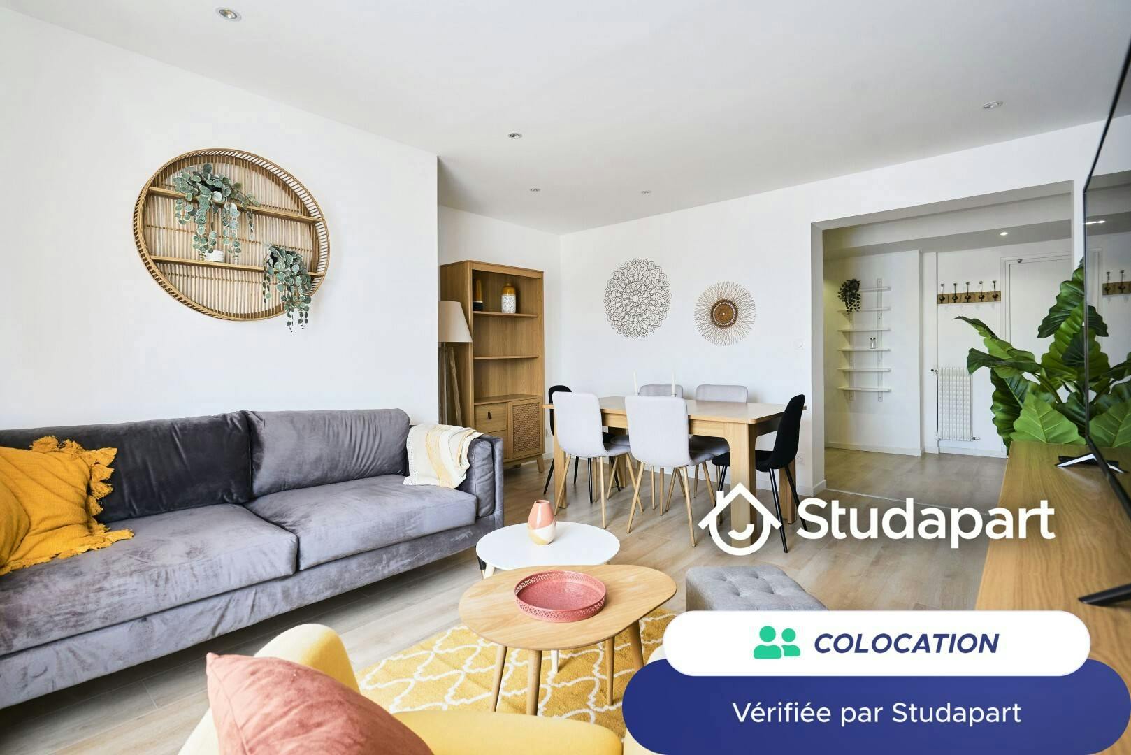 Private room for rent for €530 per month in Lille, Rue de Douai