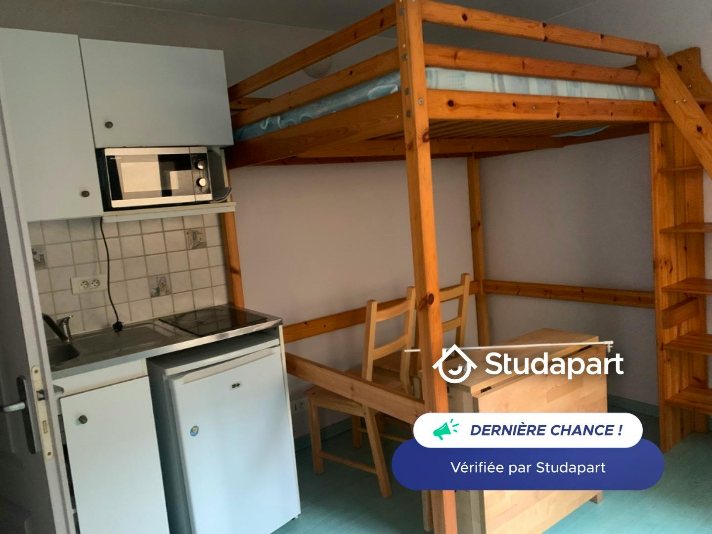 Appartamento in affitto a 400 € al mese a Reims, Rue de Venise