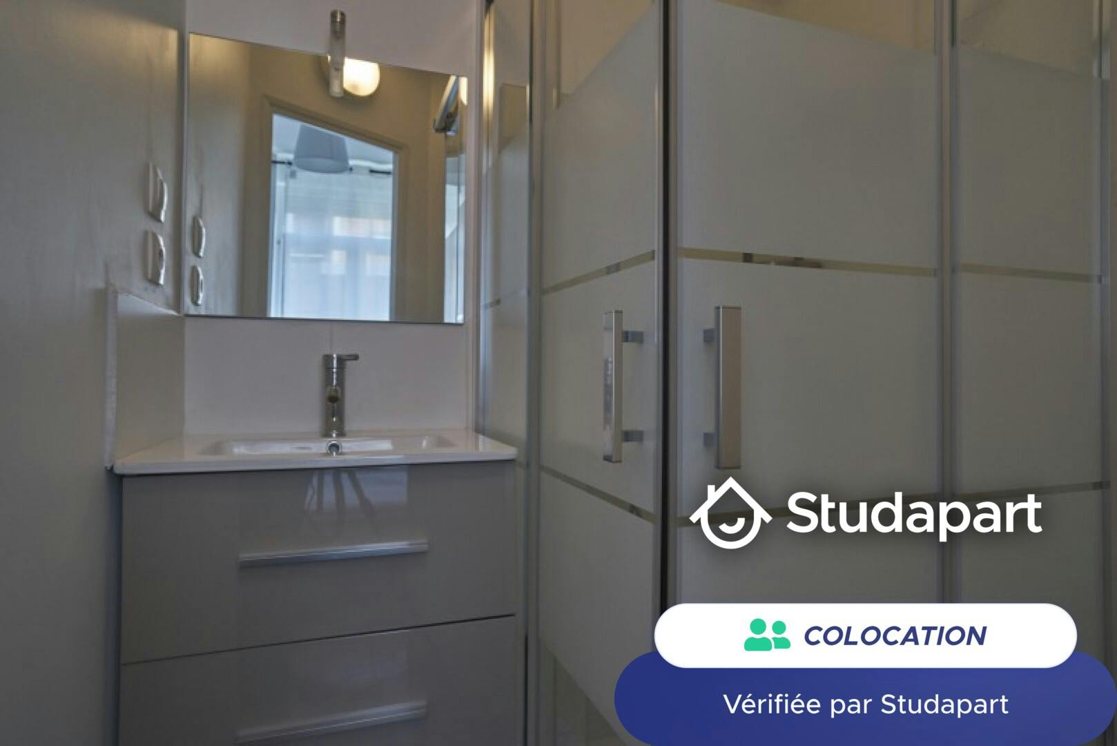 Private room for rent on Rue Colbert, Lille - Vue 3