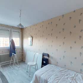 Приватна кімната за оренду для 400 EUR на місяць у Orléans, Place du Bois