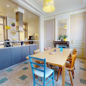 Stanza privata for rent for 391 € per month in Roubaix, Rue des Fossés