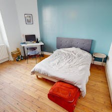 Private room for rent for €417 per month in Angoulême, Rue de Bordeaux
