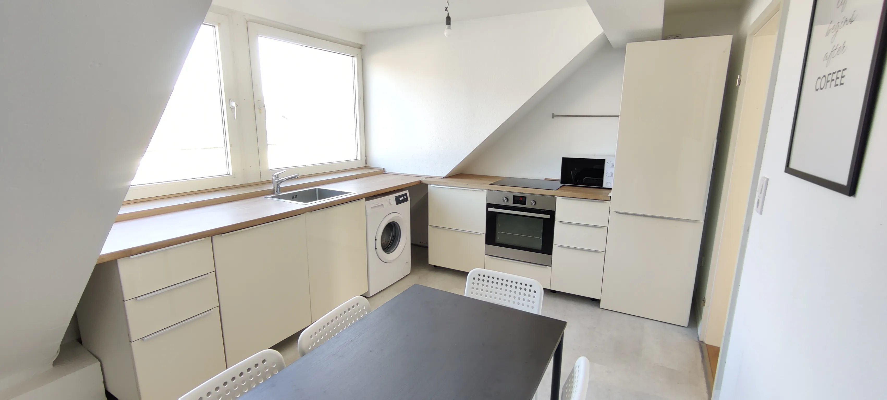 2-Bedroom Apartment in Altendorfer Straße, Essen 4