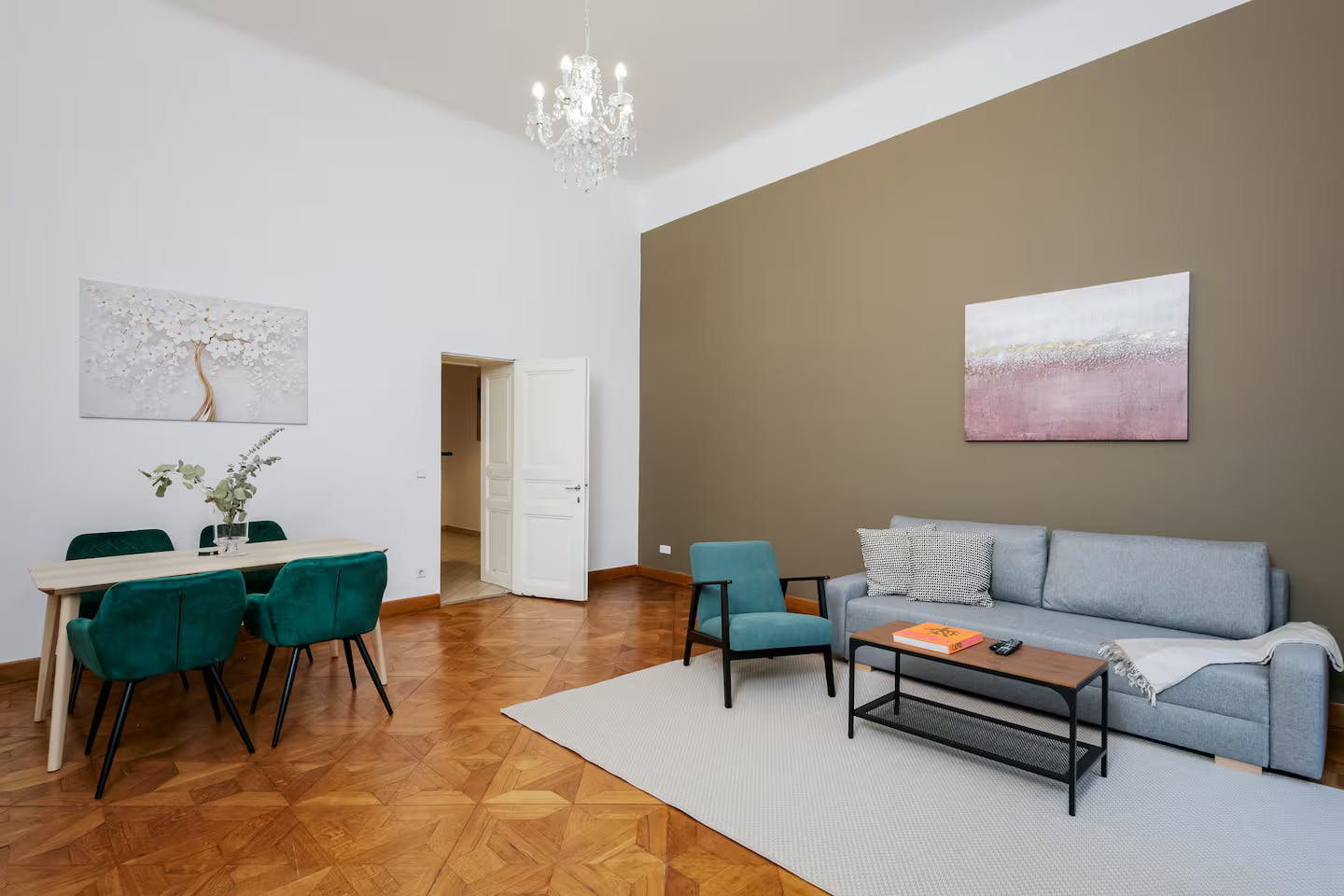 preview gallery tile