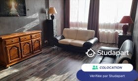 Private room for rent for €410 per month in Échirolles, Place Beaumarchais