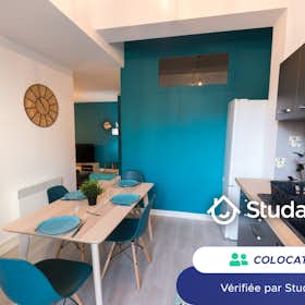 Cameră privată de închiriat pentru 380 EUR pe lună în Tarbes, Rue Desaix