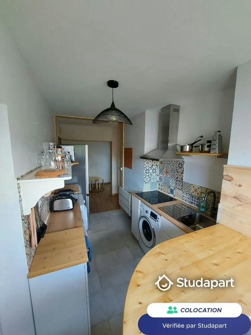 Private room for rent on Rue Vestrepain, Toulouse