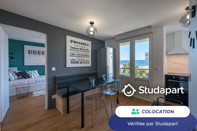 Private room for rent for €570 per month in Bordeaux, Rue Oscar et Jean Auriac