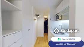 Private room for rent for €967 per month in Romainville, Avenue du Colonel Fabien