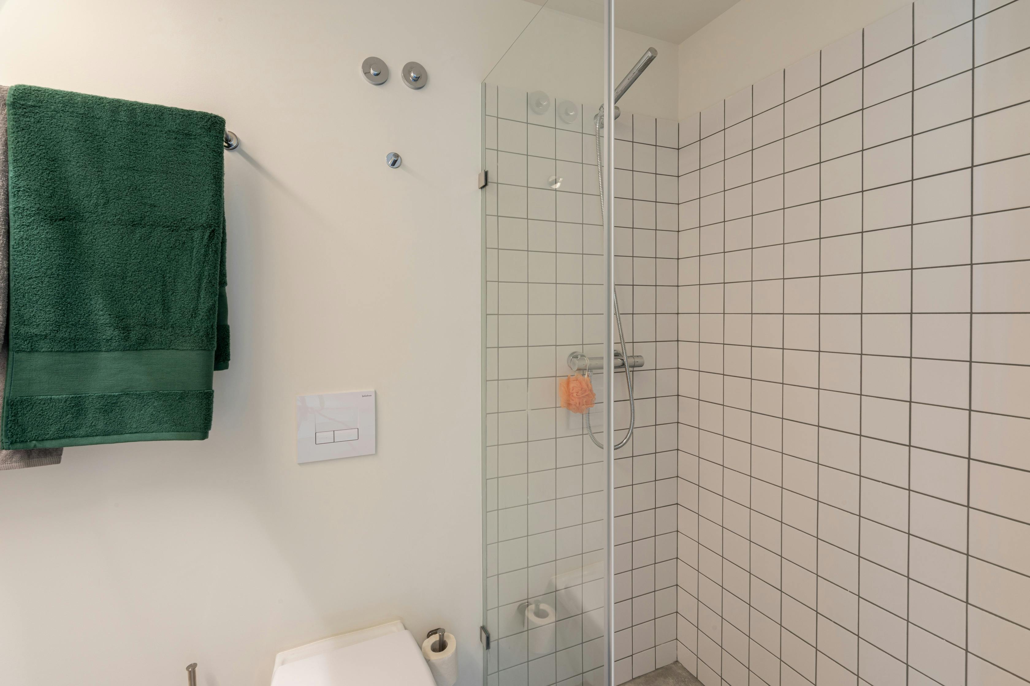 Single room Porto, 1 bed, 18m² — photo 13