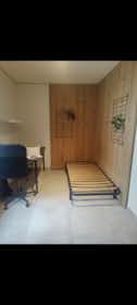 Privé kamer te huur voor € 420 per maand in Lier, Predikherenlaan