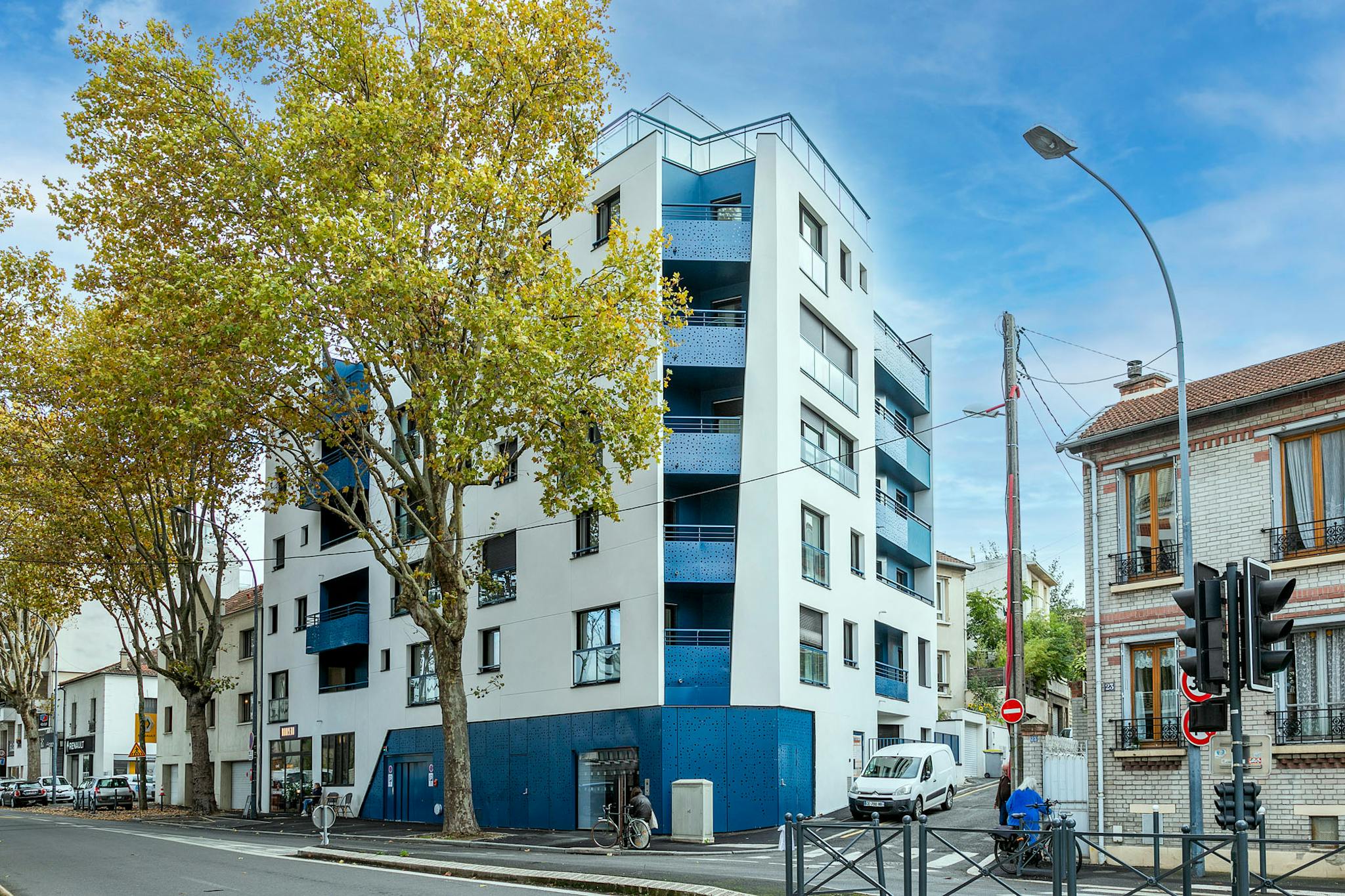 Rue Larmeroux, Vanves preview