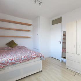 Private room for rent for £1,189 per month in London, Rifle Place