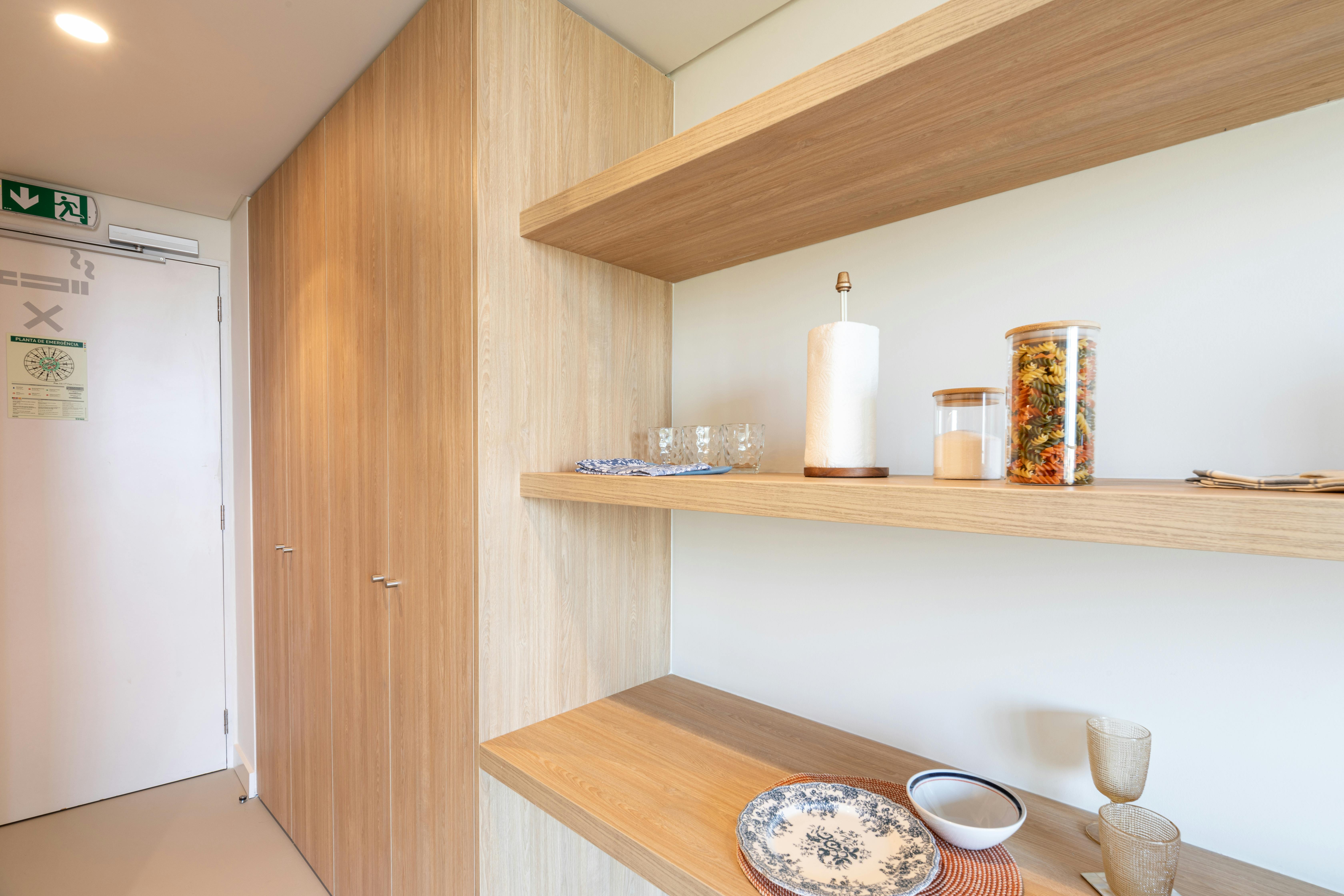 Single room Porto, 1 bed, 18m² — photo 1