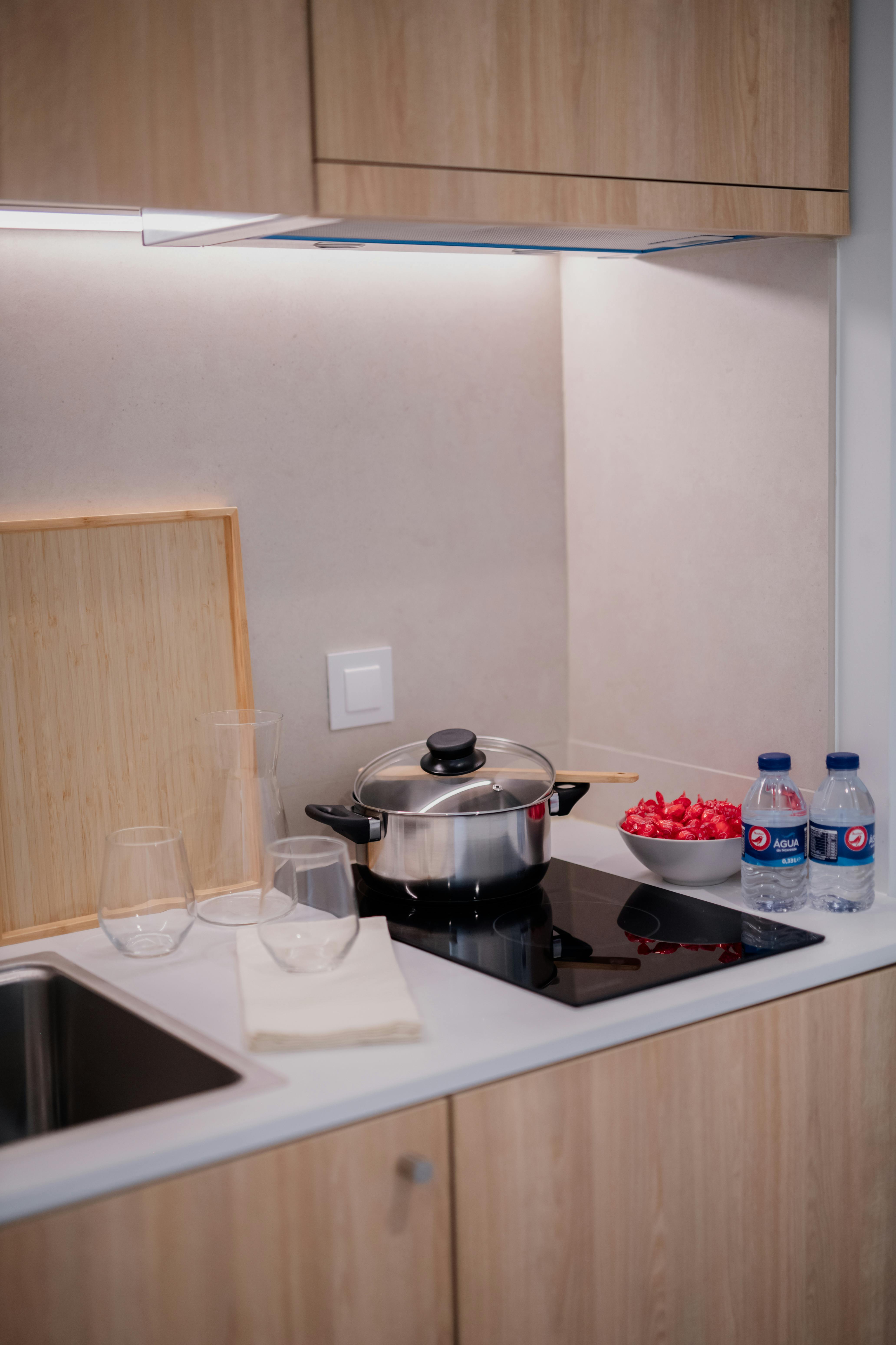Single room Porto, 1 bed, 24m² — photo 1