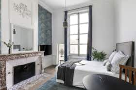 Lägenhet att hyra för 830 € i månaden i Nancy, Rue du Manège