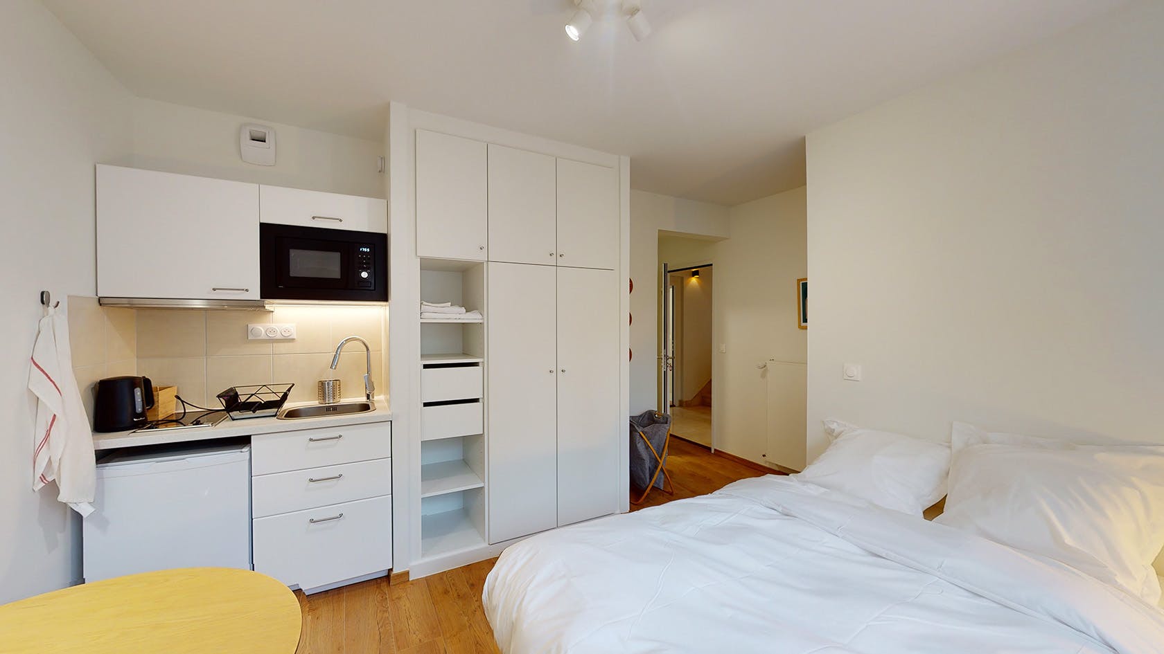 Single room Issy-Les-Moulineaux, 1 bed, 18m² — photo 50