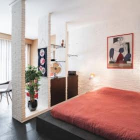 Apartment for rent for €1,200 per month in Antwerpen, Britselei