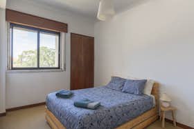Privé kamer te huur voor € 900 per maand in Sintra, Rua Vale São Martinho