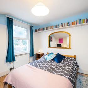 Stanza privata for rent for 1.107 £ per month in London, Dumbarton Road