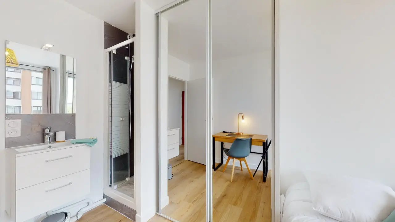 Rue du Cimetière, Villeurbanne preview