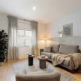 Apartment for rent for €4,256 per month in Barcelona, Carrer de Manuel de Falla
