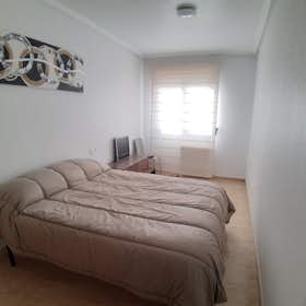 Private room for rent for €350 per month in Murcia, Paseo Misionero Luis Fontes