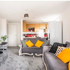Apartment for rent for £2,647 per month in Dartford, Morris Walk