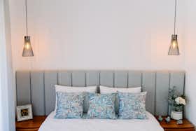 Отдельная комната сдается в аренду за 695 € в месяц в Vale de Cambra, Rua dos Loureiros