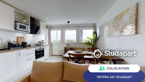 Private room for rent on Rue Claude de Forbin, Toulouse