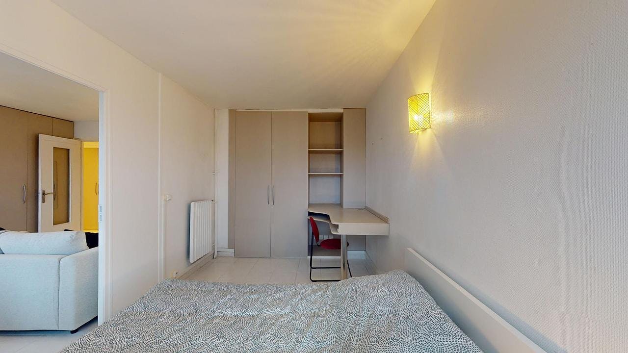 Apartment Mont-Saint-Aignan, 1 bed, 10m² — photo 3