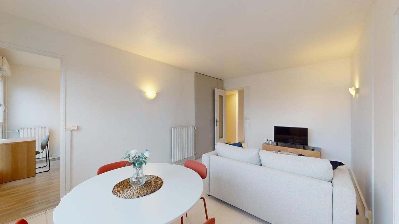 Apartment Mont-Saint-Aignan, 1 bed, 10m² — photo 4