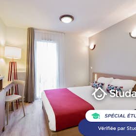 Private room for rent for €540 per month in Niort, Avenue de Paris