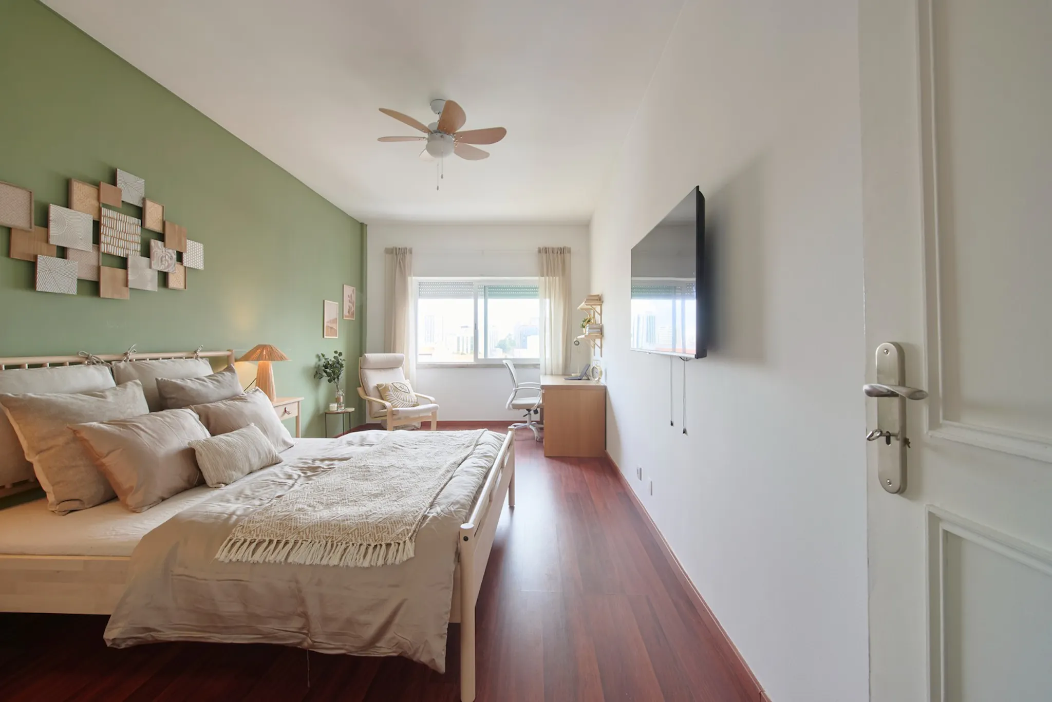 Rua de Dom Luís de Noronha, Lisbon preview