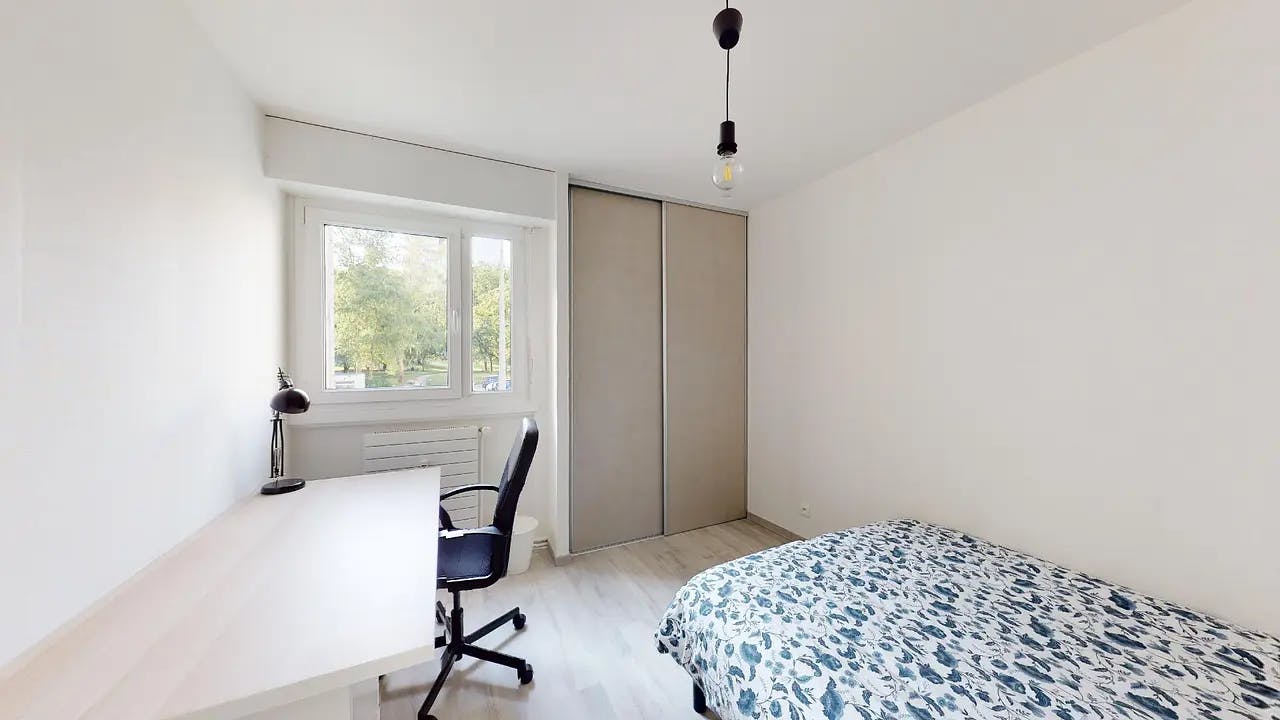 Chambre privée à louer pour 370 €/mois à Besançon, Rue de Franche-Comté