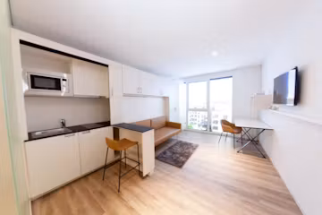 Bechmann-Rahn-Weg, Erlangen-Erlangen-ROOM-1