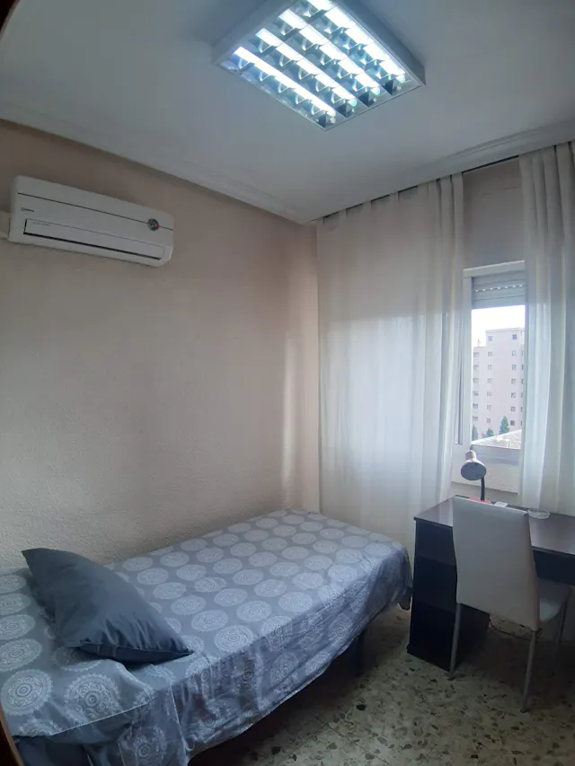 Private room in Calle Ricardo Zamora, Murcia (1479571) room image 2