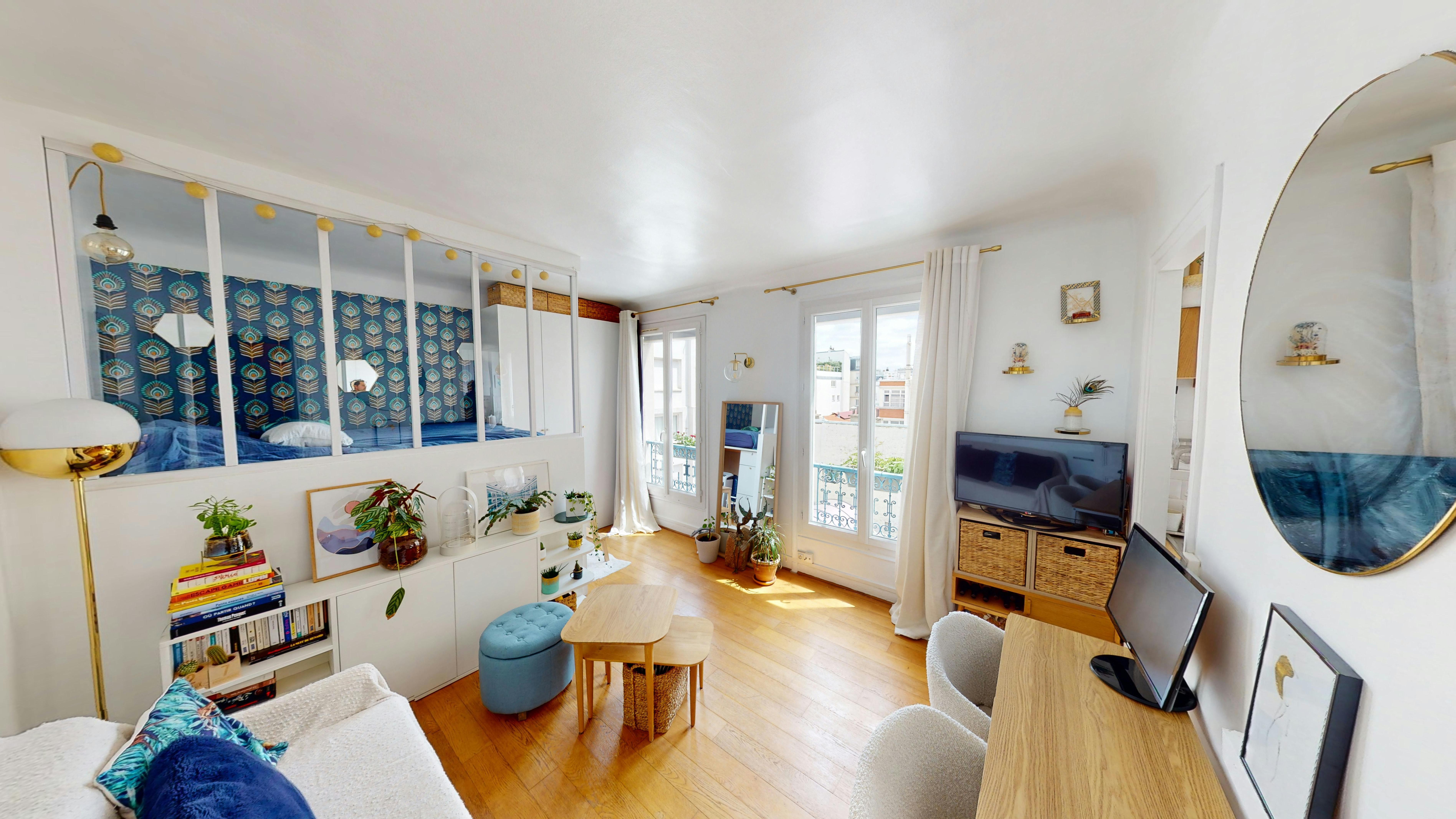 Appartement – Paris, 9th Arrondissement - Plus