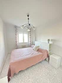 Privé kamer te huur voor € 340 per maand in Toledo, Avenida Río Ventalomar