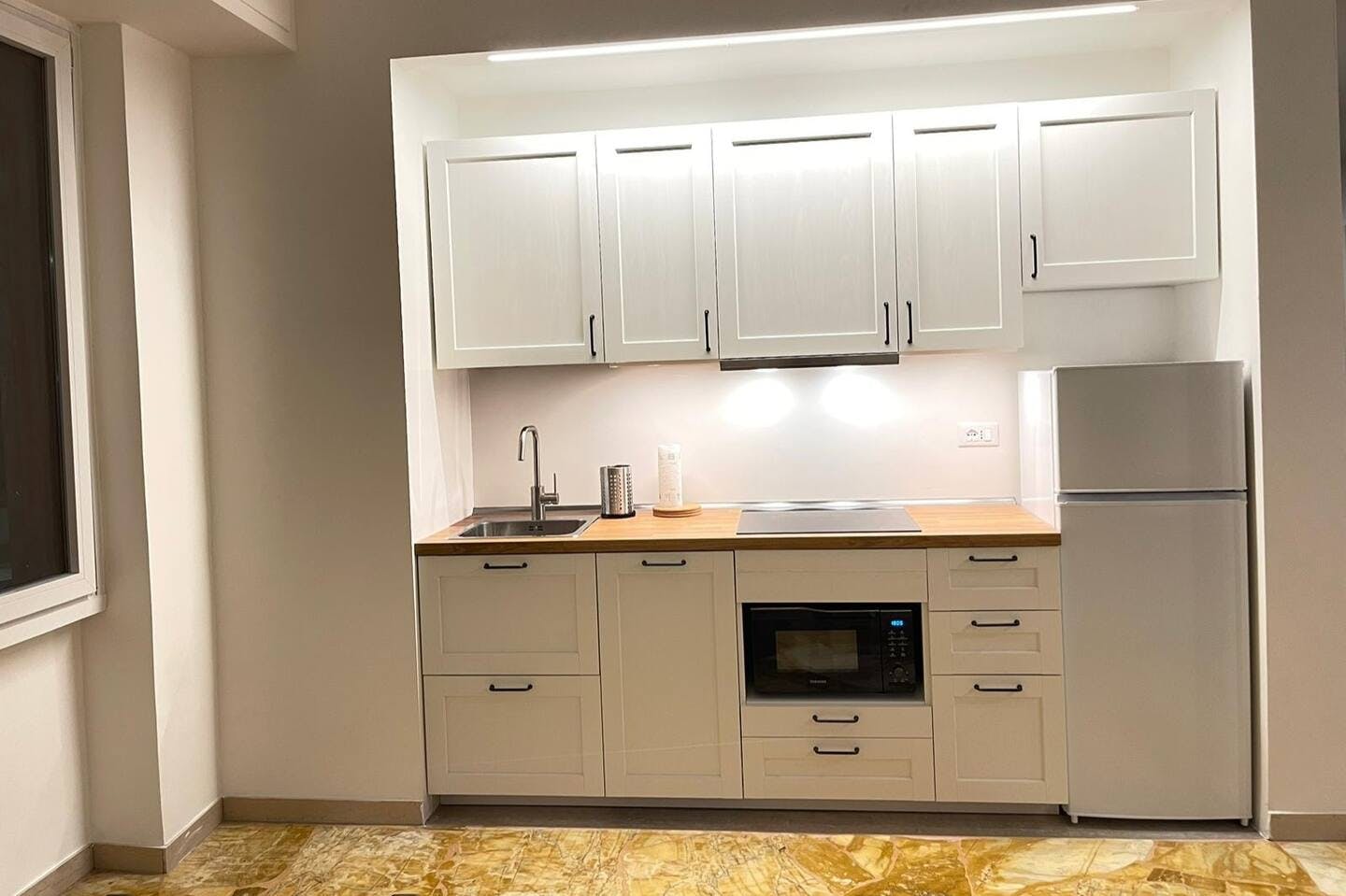 preview gallery tile