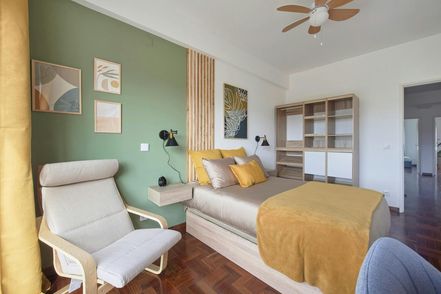 preview gallery tile