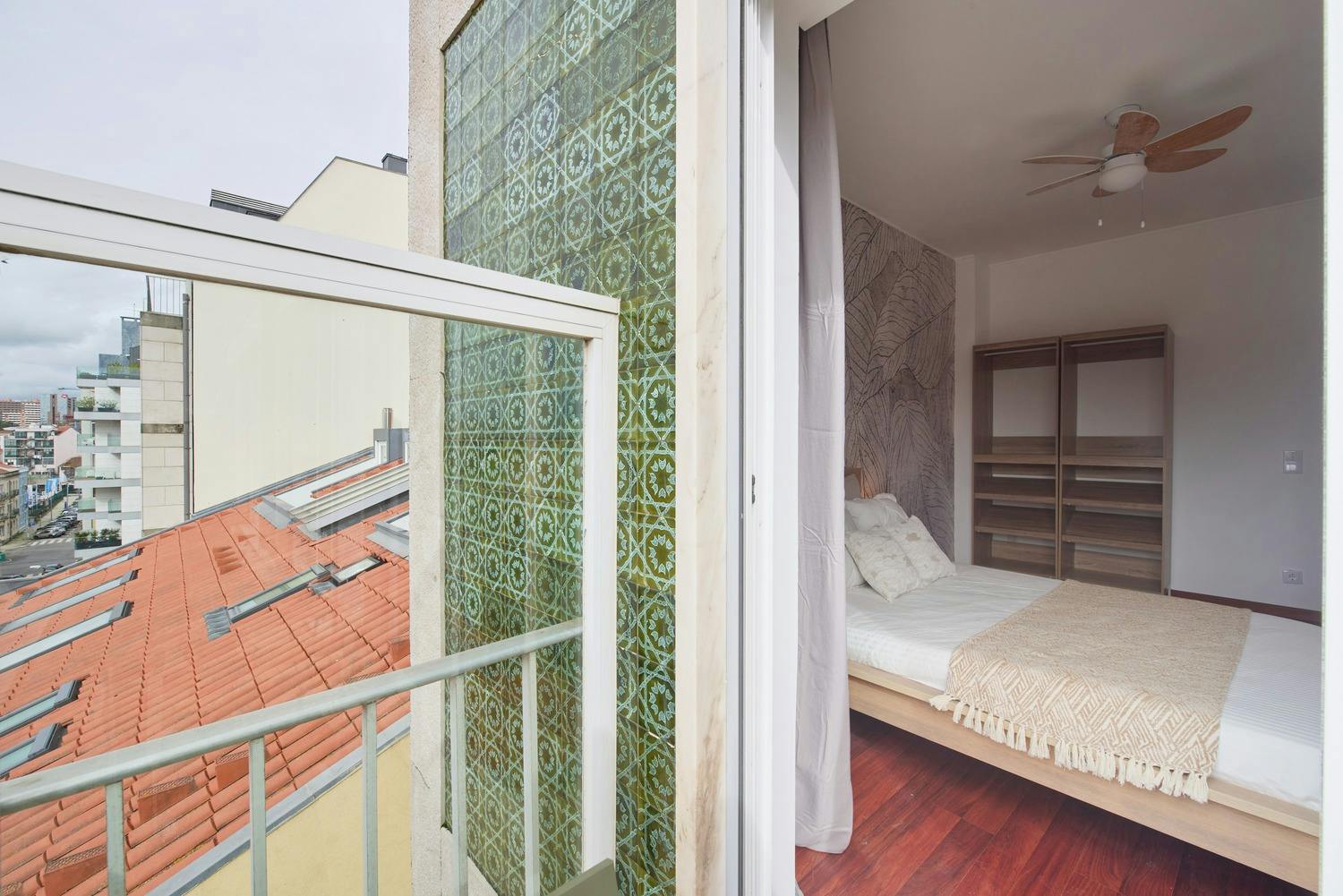 Apartment Lisbon, 10m² — photo 71
