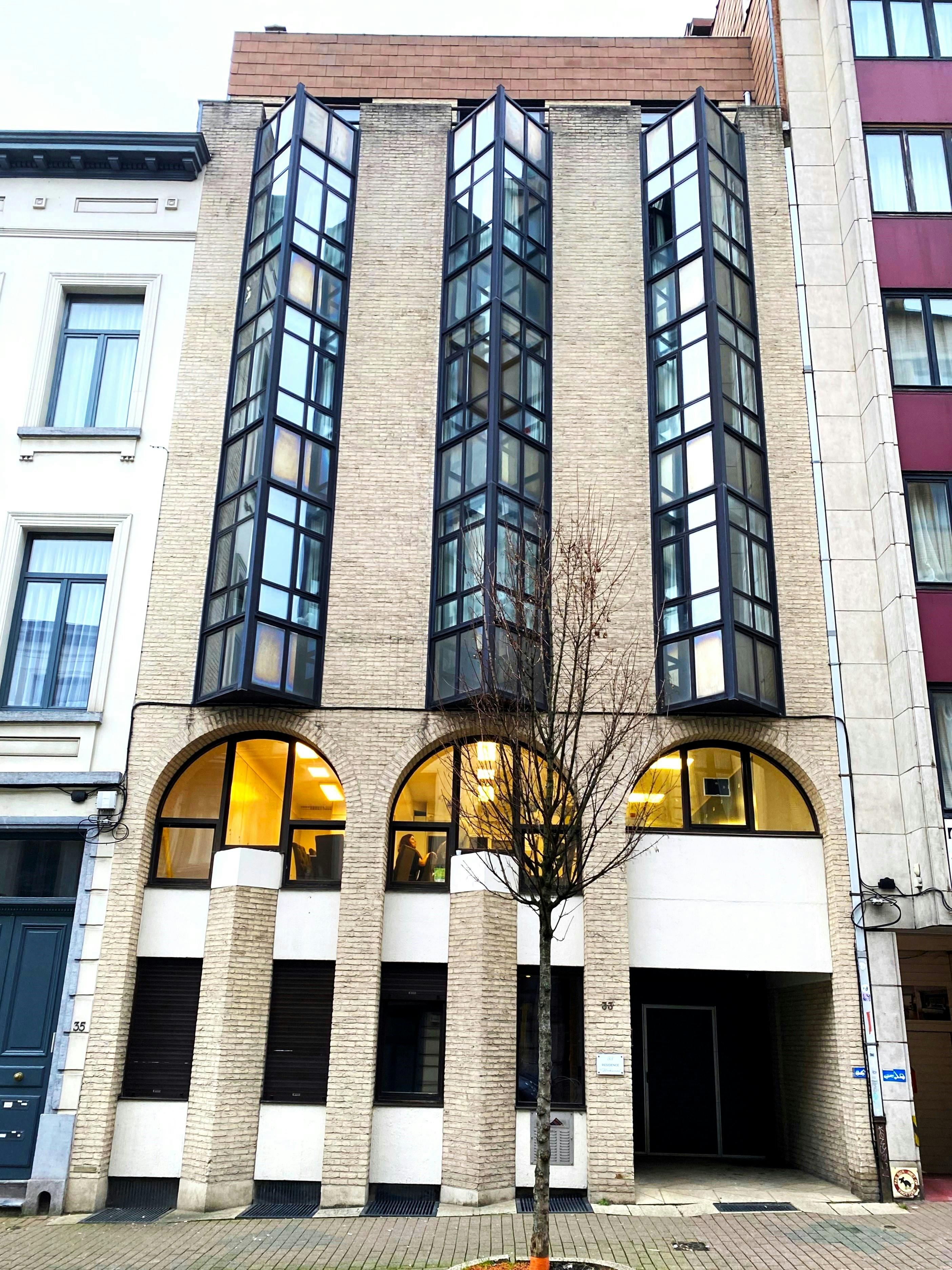 preview gallery tile