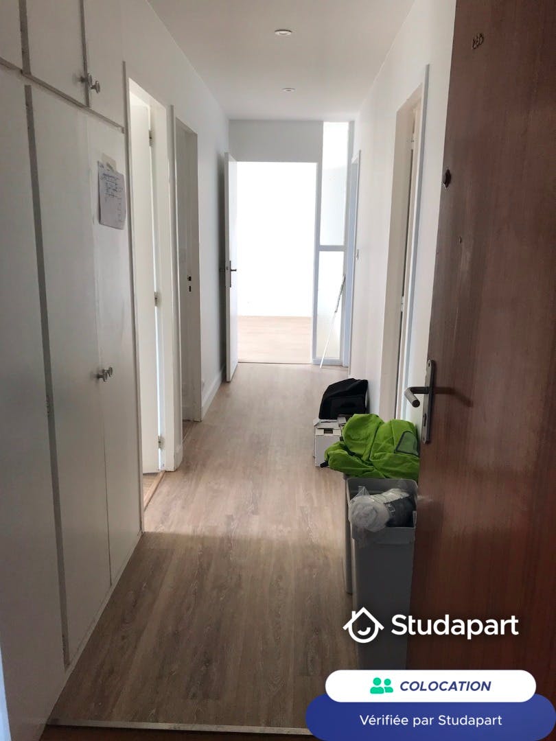 Private room for rent on Rue Léo Ferré, Pessac - View 6